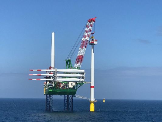 Bouw van laatste windpark in Noordzee zit op schema
