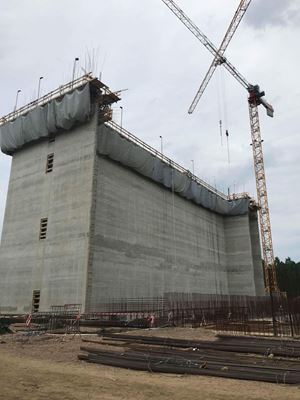 Bionerga wint spoedprocedure voor Raad van State en bouwt in 12 dagen tijd 36 meter hoge afvalbunker in Beringen